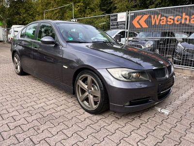 gebraucht BMW 330 i xDrive Automatik+Navi+Leder+M Sitze+18 Zoll