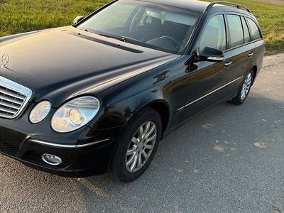 Gebraucht Mercedes E320 224 PS (164 kW) 2007 Schwarz Kombi