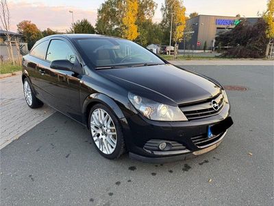 Opel Astra GTC