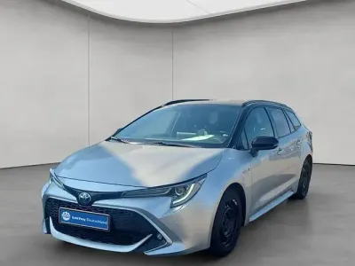 Second-hand Toyota Corolla Team 184 CP (135 kW) 2019 Argintiu Break