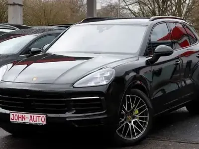 Gebraucht Porsche Cayenne Sport 136 PS (100 kW) 2021 Andere SUV