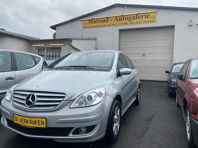 Gebraucht Mercedes B170 115 PS (84 kW) 2005 Silber Van / Kleinbus
