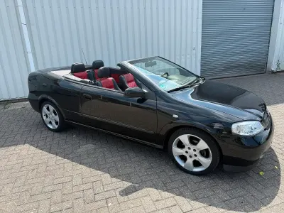 Gebraucht Opel Astra 147 PS (108 kW) 2004 Schwarz Cabrio