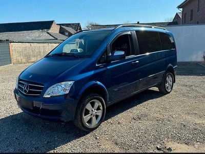 Gebraucht Mercedes Viano Edition 163 PS (119 kW) 2011 Blau Van / Kleinbus