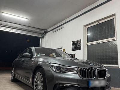 Occasion BMW 750 449 PK (330 kW) 2016 Grijs Sedan