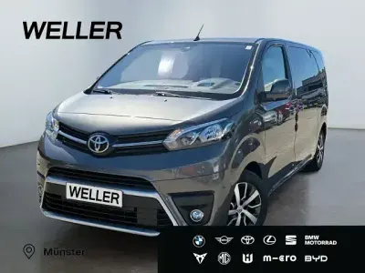 Używany Toyota Proace Team 177 KM (130 kW) 2019 Szary Minivan