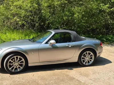 Brugt Mazda MX5 Center-Line 126 HK (92 kW) 2010 Sølv Cabriolet