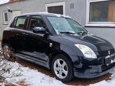 Schwarz Gebraucht 2006 Suzuki Swift Kleinwagen | 2.399 €