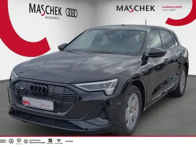 Gebraucht Audi e-tron S-Line 300 kW (408 PS) 2023 Mythosschwarz metallic SUV