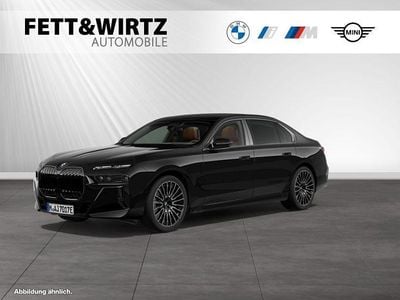 Usado BMW 750e M Sport 489 HP (359 kW) 2025 Preto Sedan