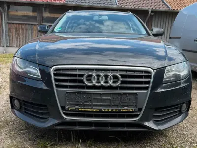 Gebraucht Audi A4 160 PS (117 kW) 2011 Schwarz Kombi