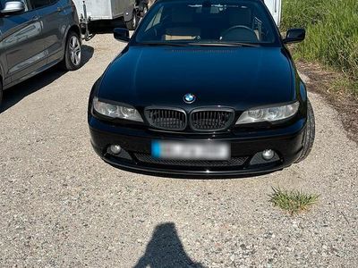 Schwarz Gebraucht 2004 BMW 330 Cabrio | 9.850 € (Fairer Preis)