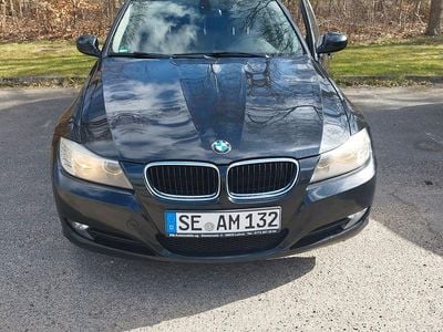 Gebraucht BMW 318 Sport Line 196 PS (144 kW) 2010 Schwarz Kombi