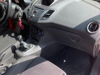 Rot Gebraucht 2014 Ford Fiesta Trend Kleinwagen | 3.999 € (Fairer Preis)