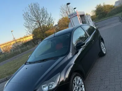 Używany Ford Focus 116 KM (85 kW) 2008 Czarny Hatchback