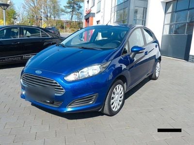 Blau Gebraucht 2015 Ford Fiesta Trend Kleinwagen | 7.550 € (Fairer Preis)