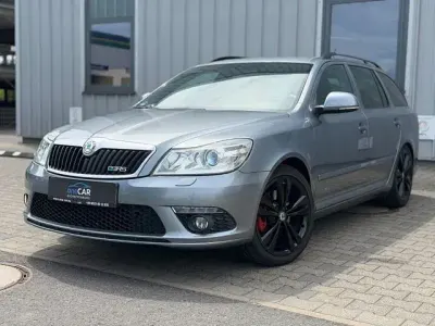 Gebraucht Skoda Octavia RS 200 PS (147 kW) 2012 Grau Kombi