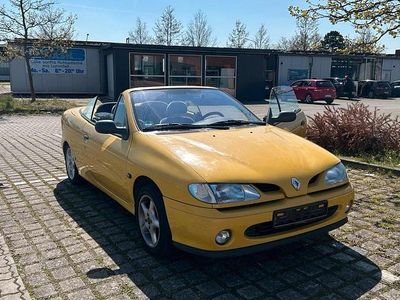 Usata Renault Mégane Cabriolet 66 CV (48 kW) 1998 Giallo Cabrio