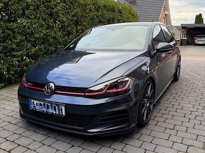 Gebraucht VW Golf VII GTI 245 PS (180 kW) 2019 Grau Limousine