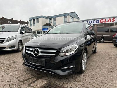 gebraucht Mercedes B180 BlueEfficiency Automatik/SHZ/ISOFIX/Design