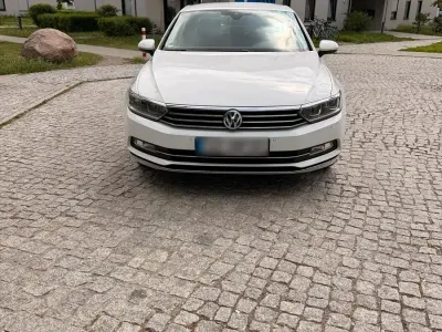 Gebraucht VW Passat Highline 150 PS (110 kW) 2018 Weiß Limousine