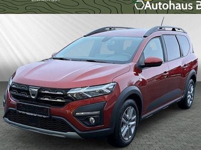 Gebraucht Dacia Jogger Comfort 110 PS (80 kW) 2023 Braun Van / Kleinbus