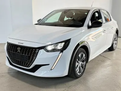 Gebraucht Peugeot e-208 Active 100 kW (136 PS) 2022 Weiß Kleinwagen