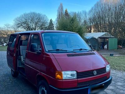 Gebraucht VW T4 77 PS (56 kW) 1992 Rot Van