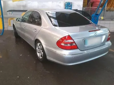 Usata Mercedes 240 177 CV (130 kW) 2002 Argento Berlina