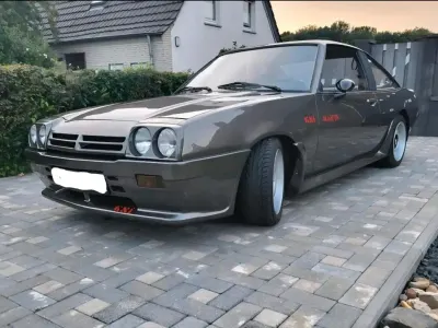 Używany Opel Manta 110 KM (80 kW) 1985 Andere farben Coupe