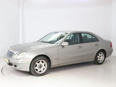 Mercedes E200