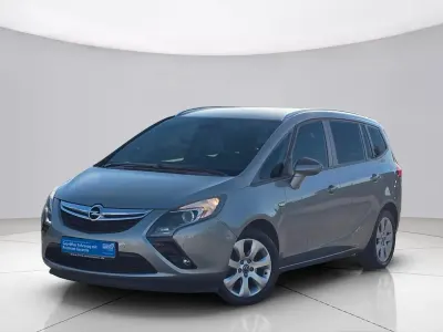 Gebraucht Opel Zafira Active 140 PS (102 kW) 2013 Silber Van / Kleinbus