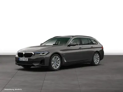 Gebraucht BMW 530e Sport Line 292 PS (214 kW) 2024 Kombi