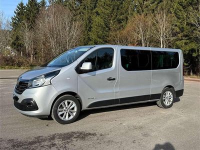 Gebraucht Renault Trafic Expression 145 PS (106 kW) 2016 Grau Van / Kleinbus