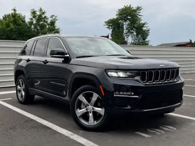 Gebraucht Jeep Grand Cherokee Limited 286 PS (210 kW) 2022 Schwarz SUV