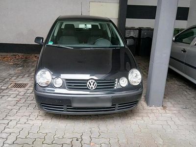 Gebraucht VW Polo 75 PS (55 kW) 2003 Schwarz Kleinwagen