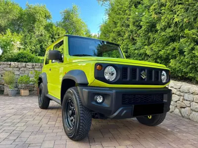Gebraucht Suzuki Jimny Comfort 102 PS (75 kW) 2023 Kinetic bluish black met SUV