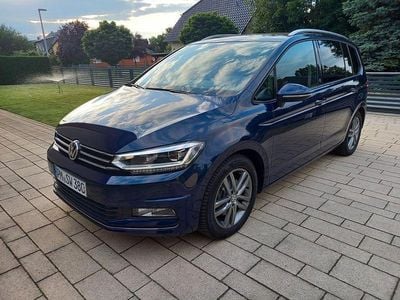 Blau Gebraucht 2017 VW Touran Sound Van / Kleinbus | 17.000 € (Guter Preis)