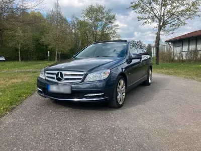 Gebraucht Mercedes C220 170 PS (125 kW) 2009 Grau Kombi
