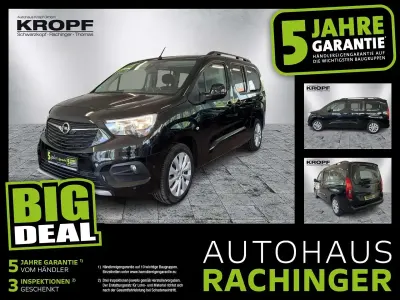 Gebraucht Opel Combo Life Ultimate 131 PS (96 kW) 2023 Diamant schwarz/karbon schwarz Van / Kleinbus