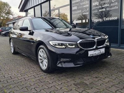 BMW 330e