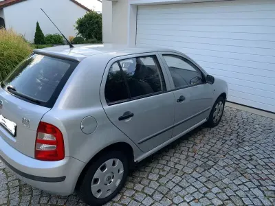 Gebraucht Skoda Fabia Classic 60 PS (44 kW) 2001 Silber Limousine