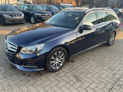 Blau Gebraucht 2015 Mercedes E220 Edition Kombi | 4.999 € (Etwas zu teuer)