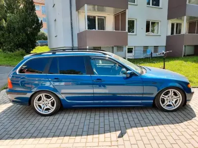 Gebraucht BMW 320 170 PS (125 kW) 2002 Blau Kombi