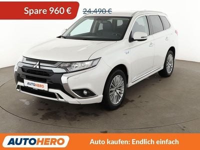 Gebraucht Mitsubishi Outlander P-HEV Spirit 224 PS (164 kW) 2021 Weiß SUV