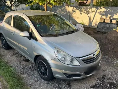 Gebraucht Opel Corsa 80 PS (58 kW) 2008 Silber Kleinwagen