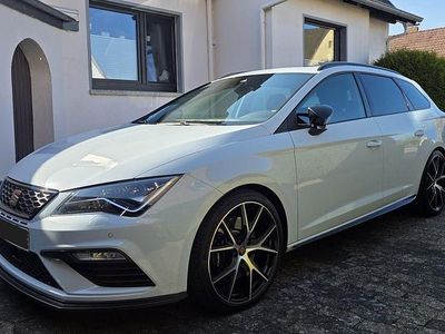 Usata Seat Leon 4Drive 300 CV (220 kW) 2020 Grigio Berlina