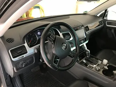 Gebraucht VW Touareg 204 PS (150 kW) 2013 Schwarz SUV