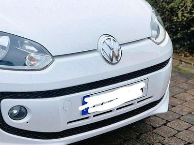 Gebraucht VW up! 60 PS (44 kW) 2016 Weiß Kleinwagen