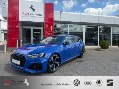 Gebraucht Audi RS4 Sport 450 PS (330 kW) 2024 Blau Kombi